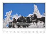 01-Bildkalender-Nebel-und-Eis-im-Elbsandsteingebirge-2012-Schneeberg.jpg